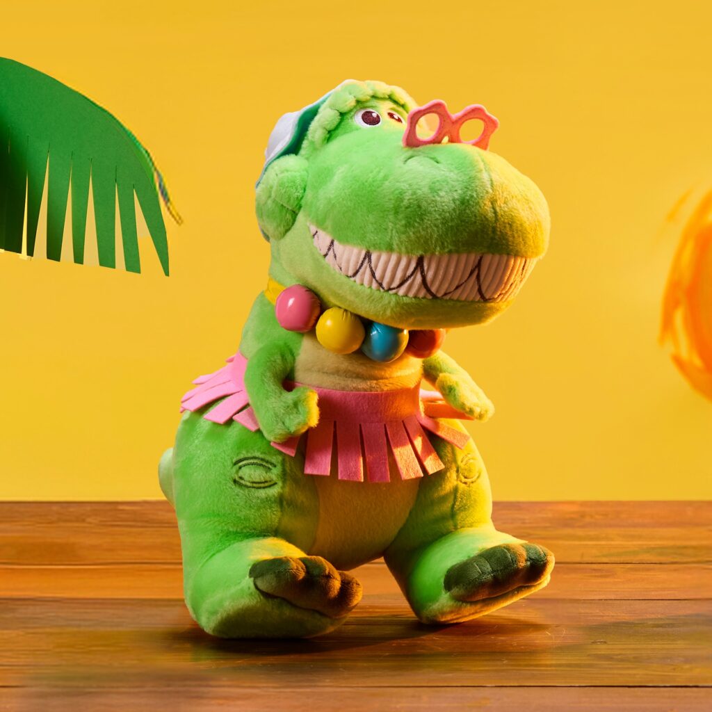 New Plush and Keychains from Disney Store Japan and China