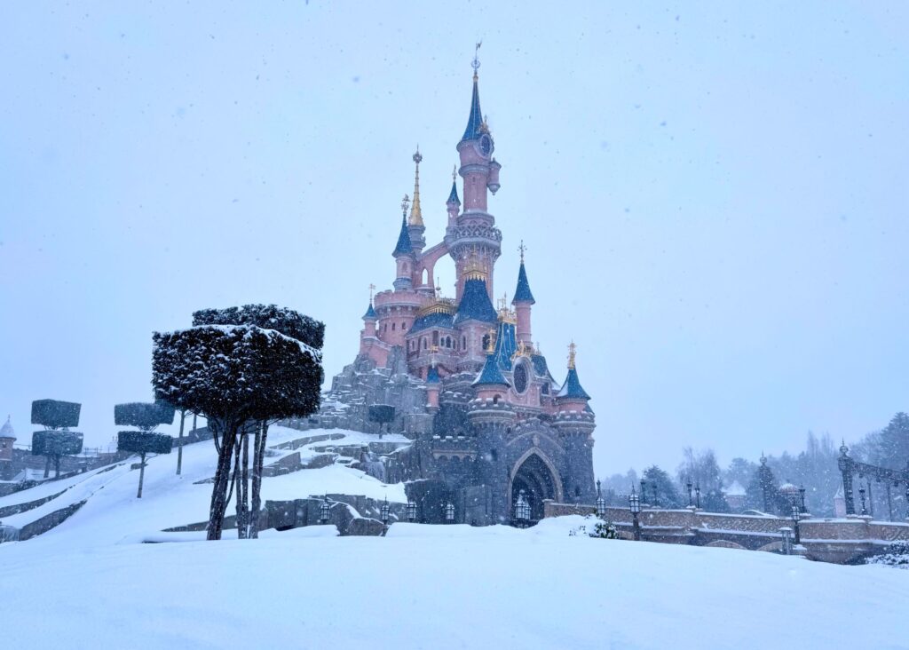First Snowfall at Disneyland Paris and Tokyo Disney Resort